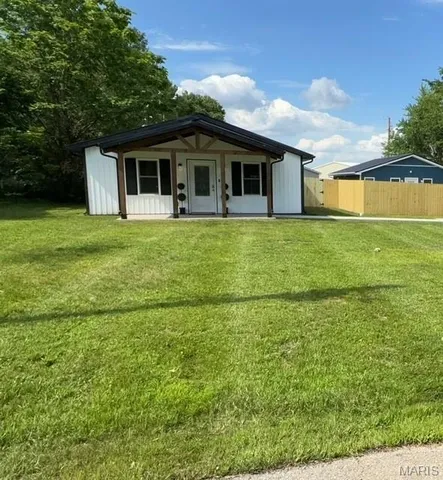 $185,000 | 207 West Home Avenue, St. James, MO 65559