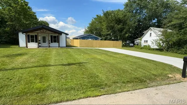 $185,000 | 207 West Home Avenue, St. James, MO 65559