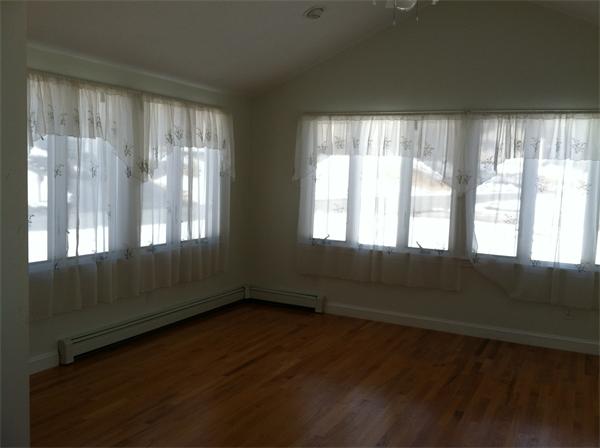25 Woodridge Road Maynard, MA 01754 - Photo 4 of 9 Gallery Image 4