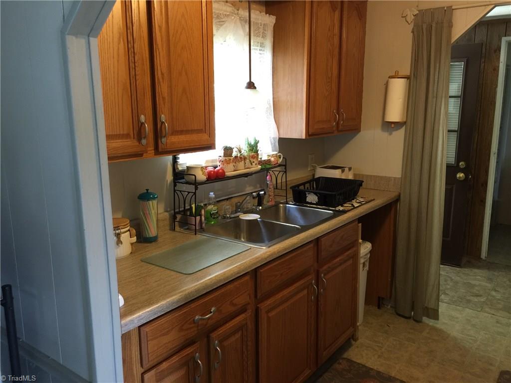 2183 Mountain View Church Road King, NC 27021 - Photo 3 of 24