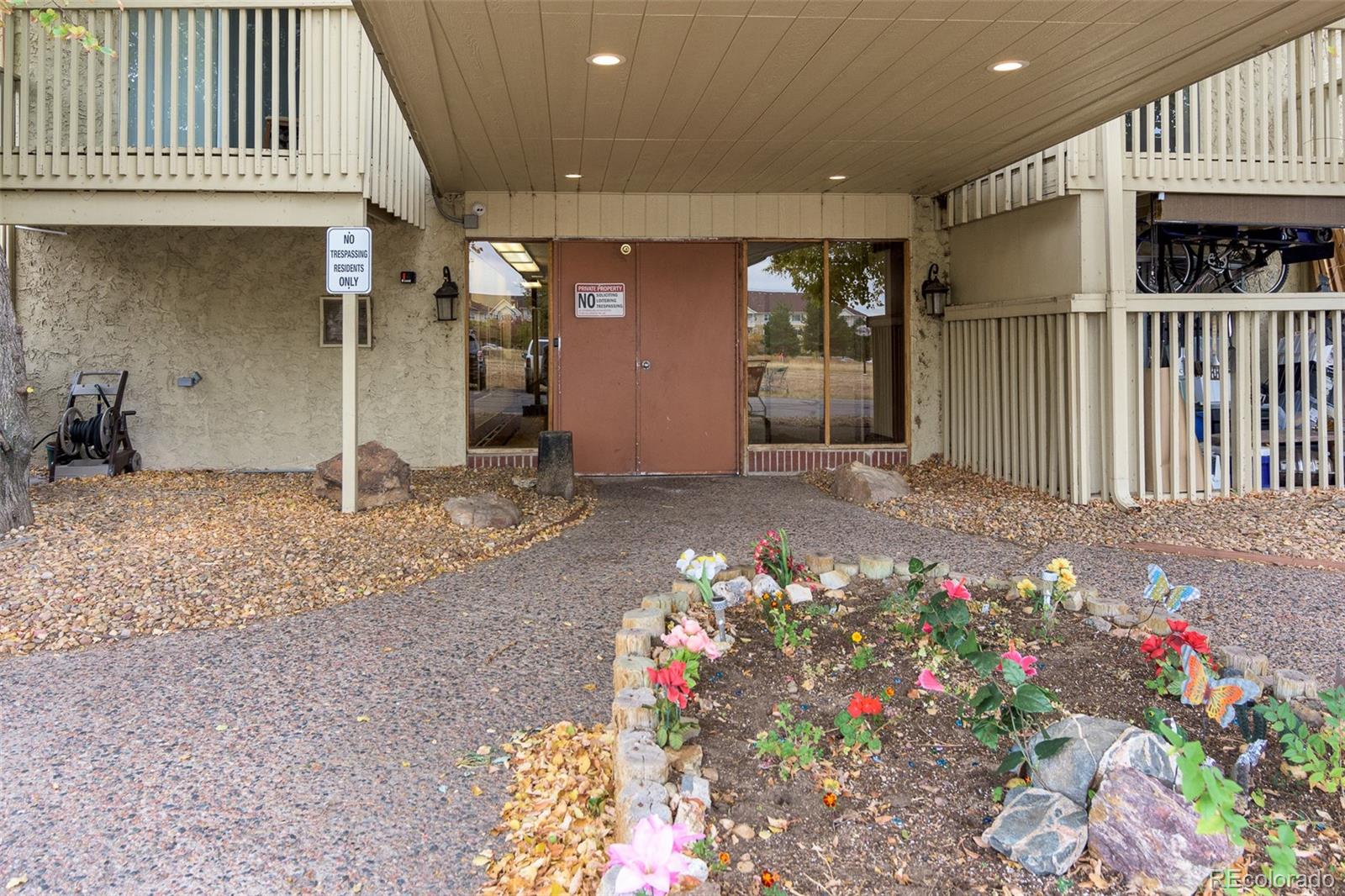 1304 South Parker Road, Unit 347 Denver, CO 80231 - Photo 3 of 27 a view of a porch