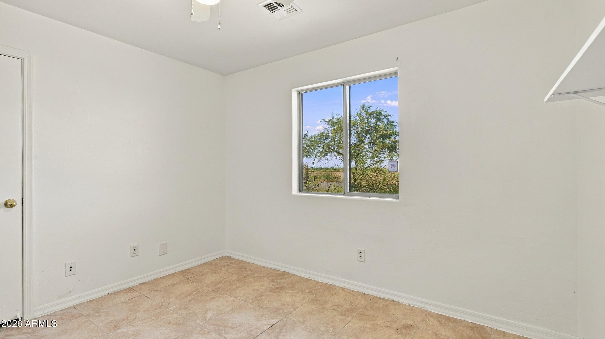 3527 East Batten Road Eloy, AZ 85131 - Photo 18 of 33 18_batten_rd_1797