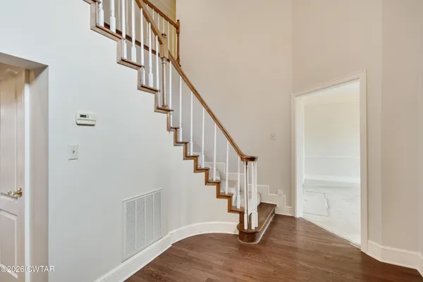$485,000 | 49 Elmhurst Drive, Jackson, TN 38305