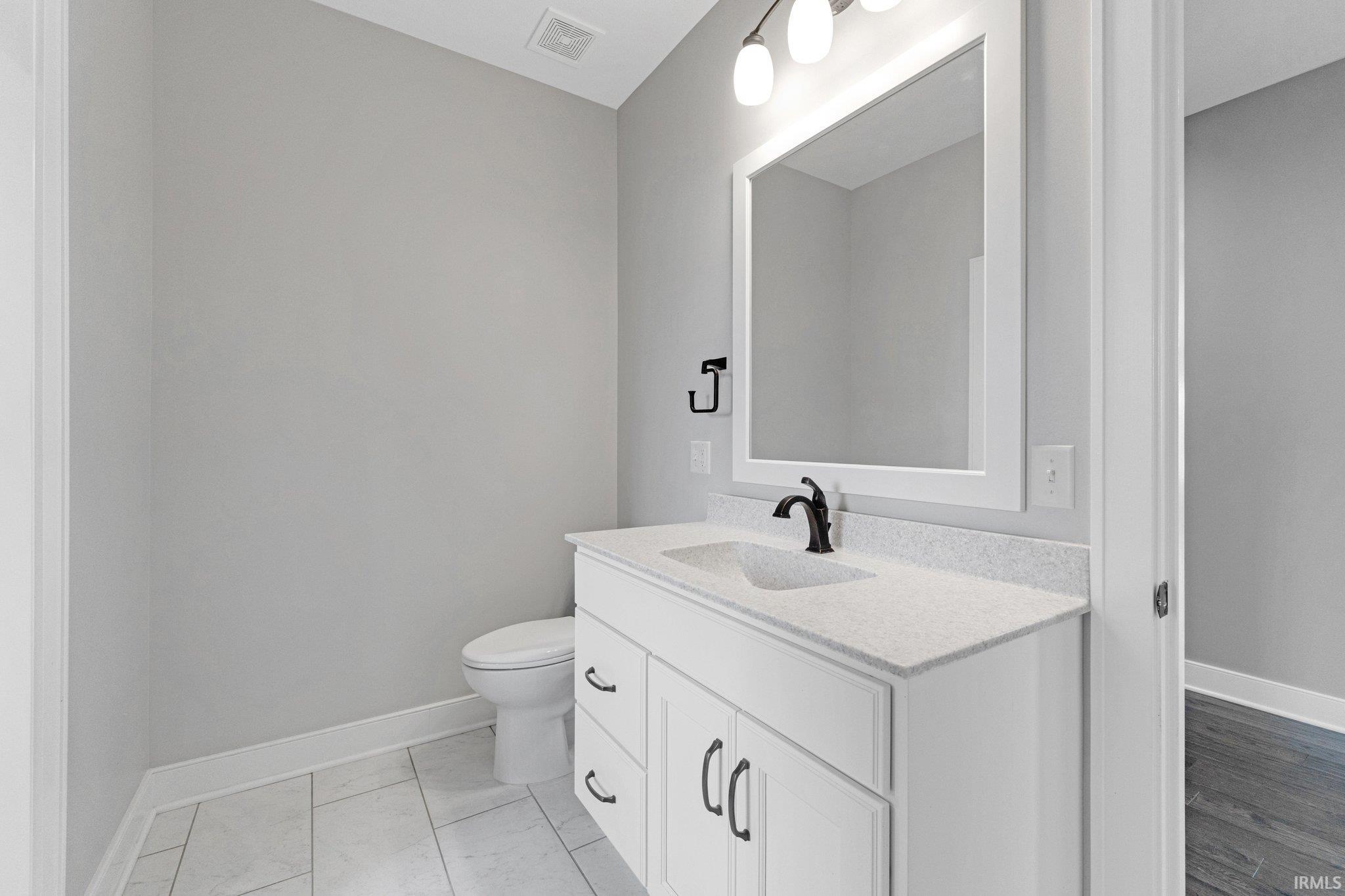 16813 Zubrick Road Roanoke, IN 46783 - Photo 19 of 36 Gallery Image 19