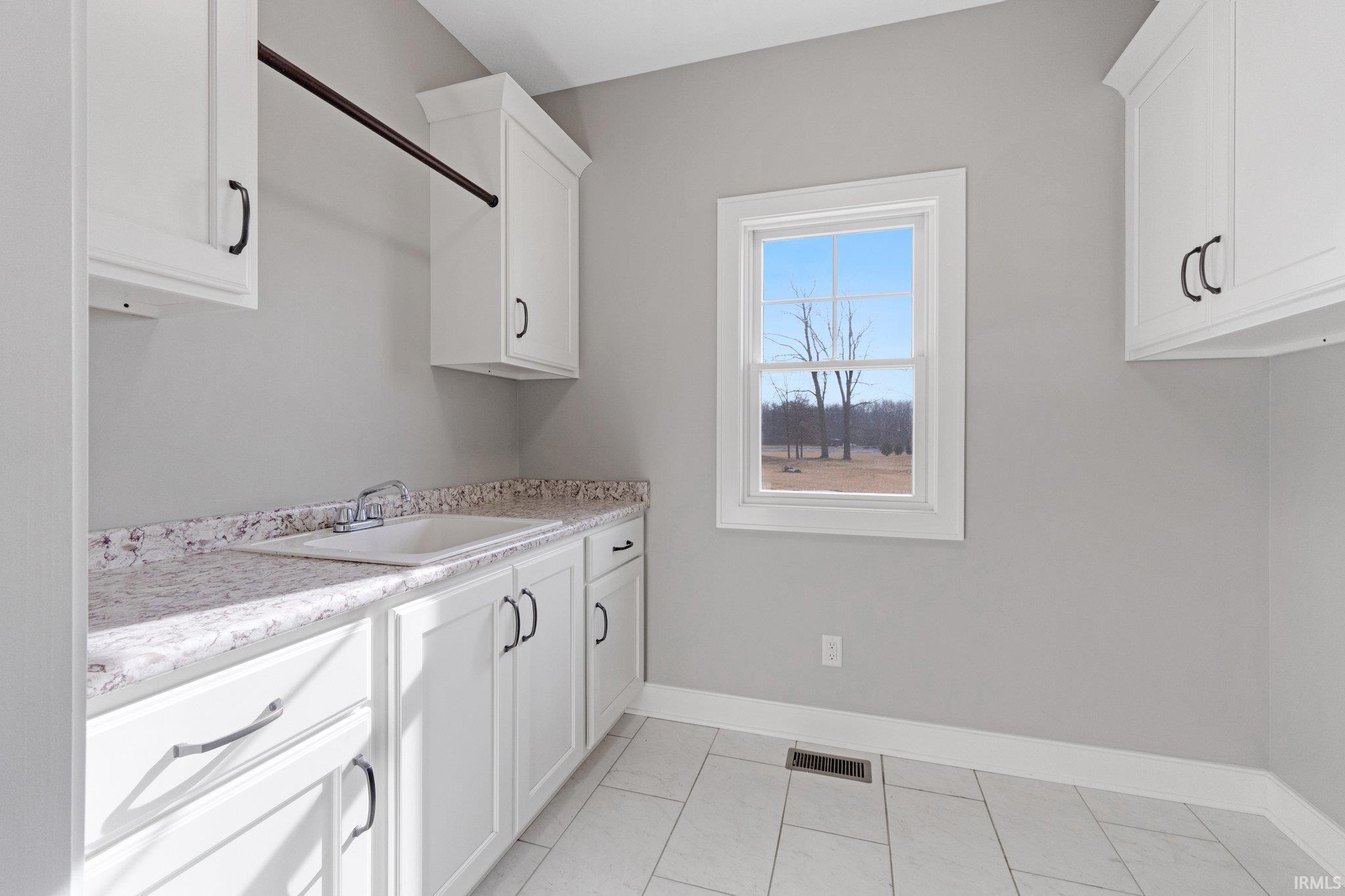 16813 Zubrick Road Roanoke, IN 46783 - Photo 26 of 36 Gallery Image 26