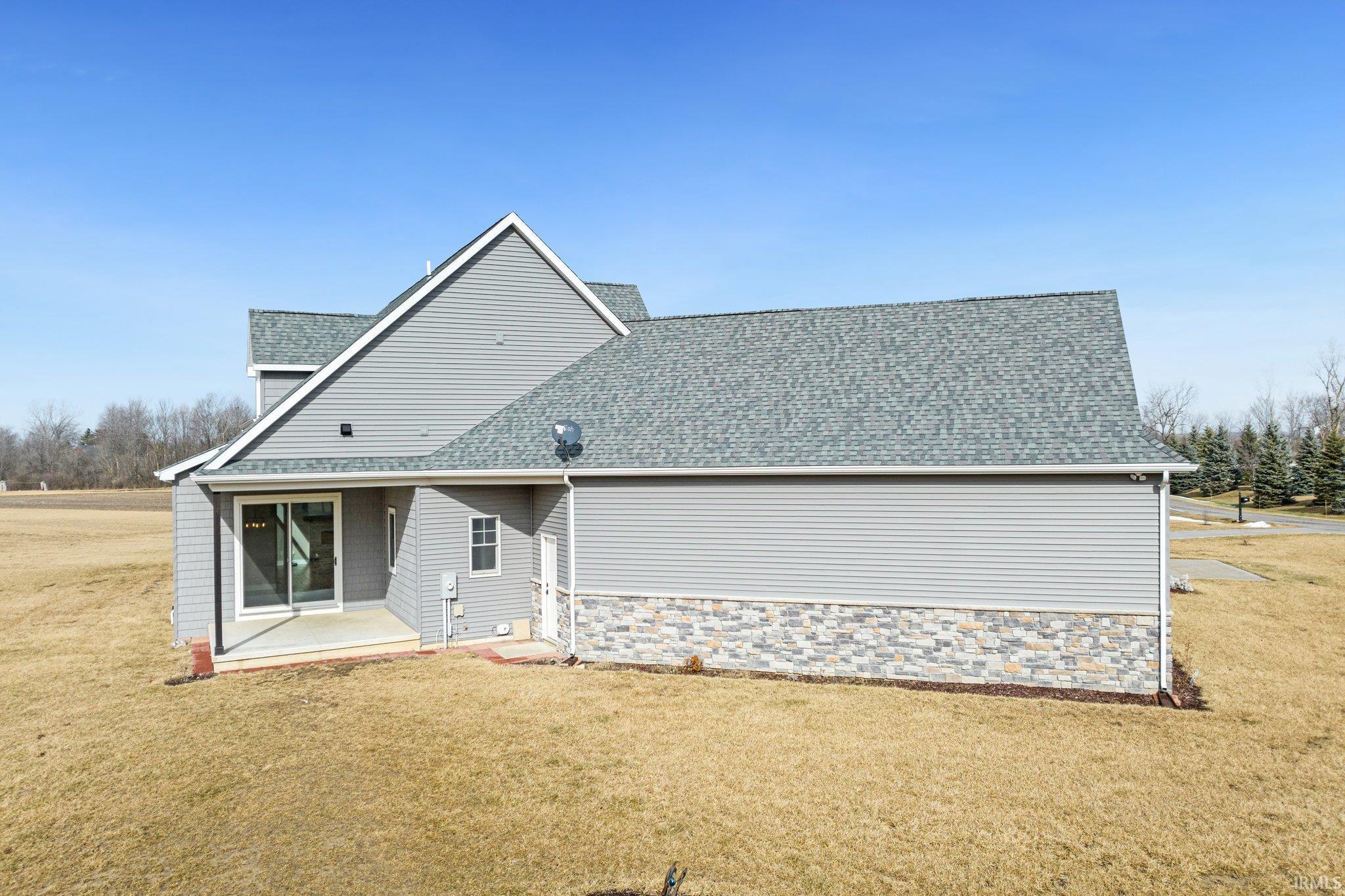 16813 Zubrick Road Roanoke, IN 46783 - Photo 34 of 36 Gallery Image 34