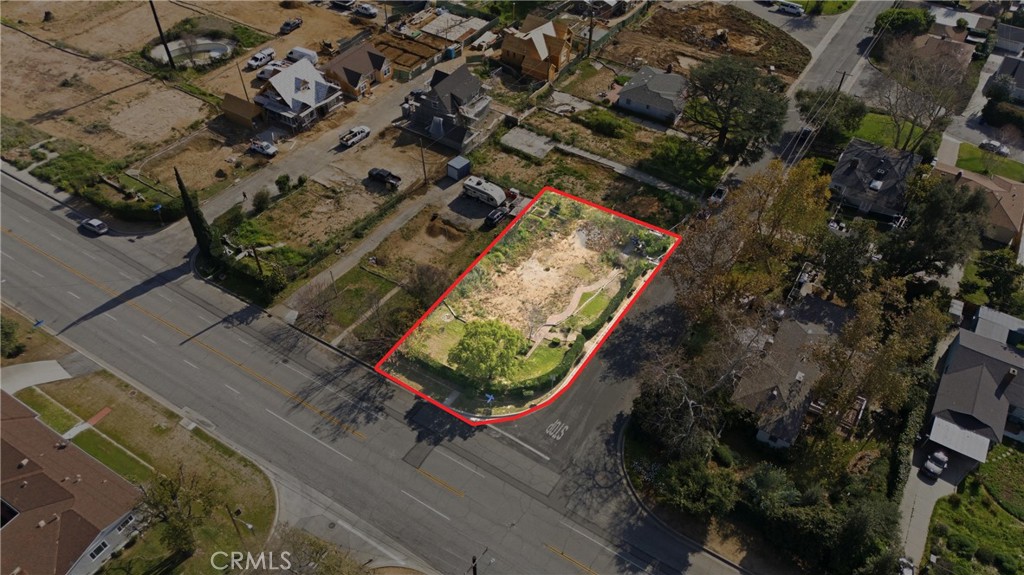 2550 Catherine Road Altadena, CA 91001 - Photo 43 of 65 an aerial view of a residential houses with outdoor space