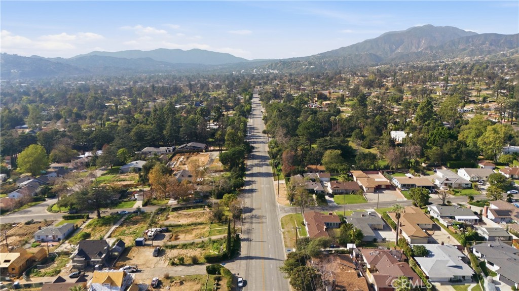 2550 Catherine Road Altadena, CA 91001 - Photo 44 of 65 a view of a city