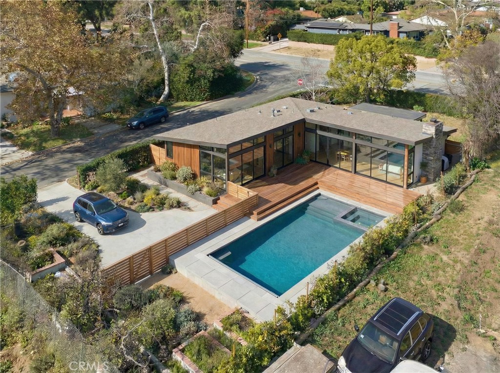 2550 Catherine Road Altadena, CA 91001 - Photo 7 of 65 AI photo