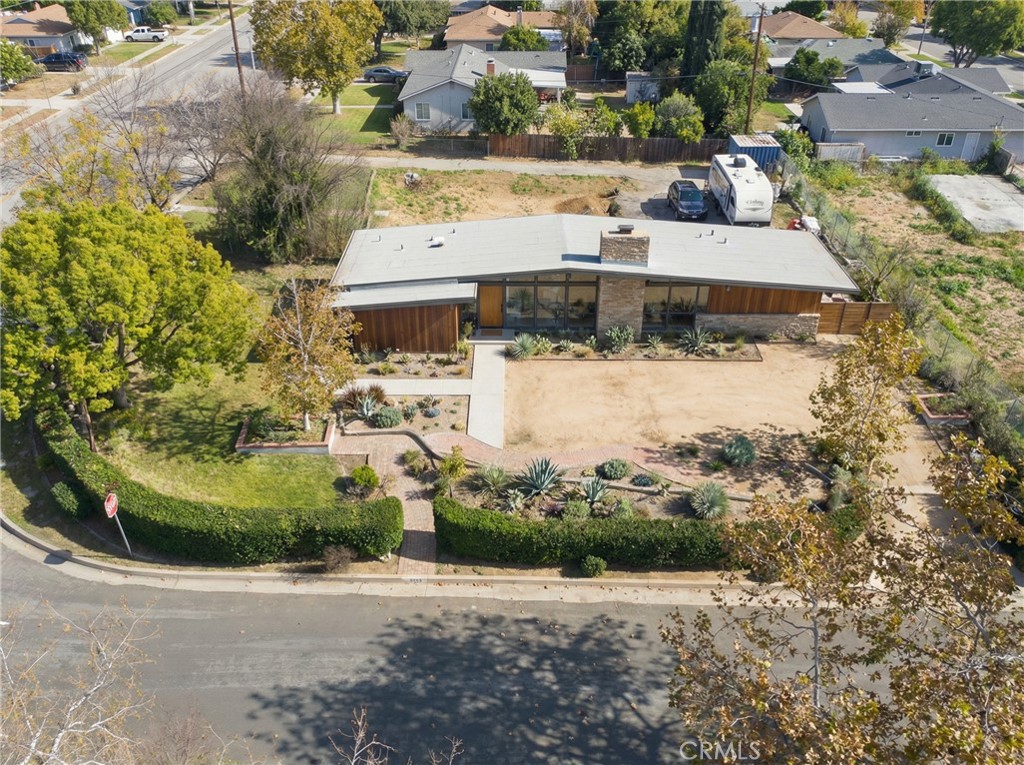 2550 Catherine Road Altadena, CA 91001 - Photo 8 of 65 a view of residential houses with outdoor space