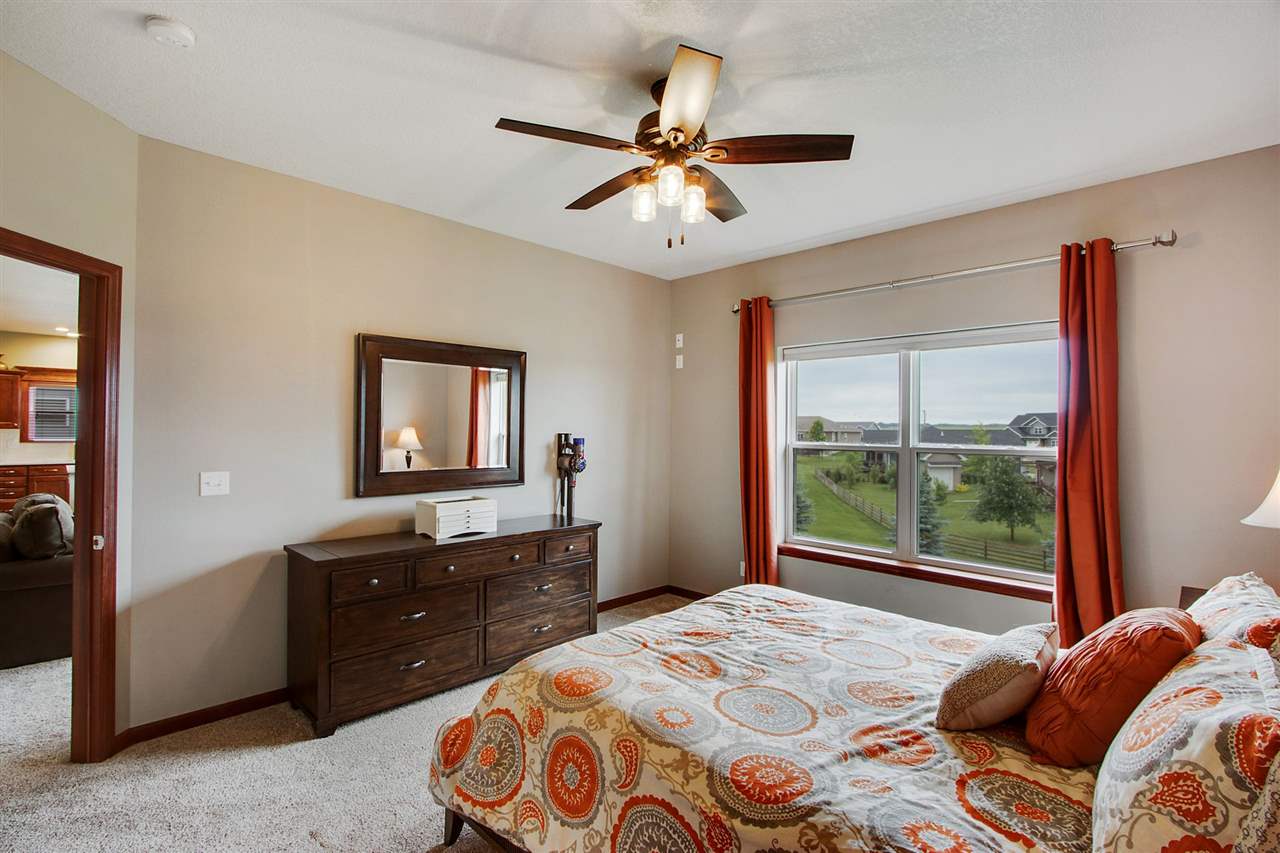 6607 Harrison Road Southwest Cedar Rapids, IA 52404 - Photo 15 of 34 Gallery Image 15