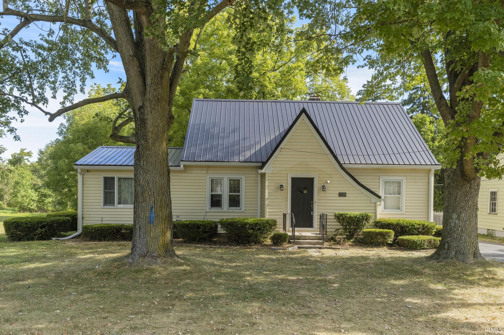 5339 Winchester Road Fort Wayne, IN 46819 - Photo 1 of 36