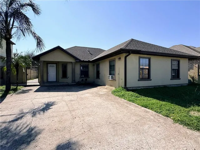 $1,600 | 1003 West Eagle Avenue, Pharr, TX 78577