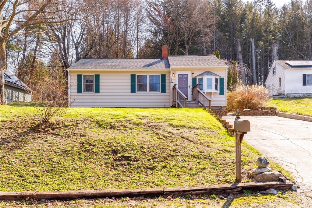 33 Marcius Road Worcester, MA 01607 - Photo 3 of 33