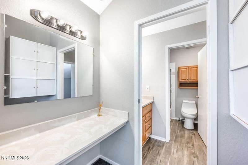 1205 Rayburn Drive Reno, NV 89503 - Photo 22 of 34 Primary bathroom