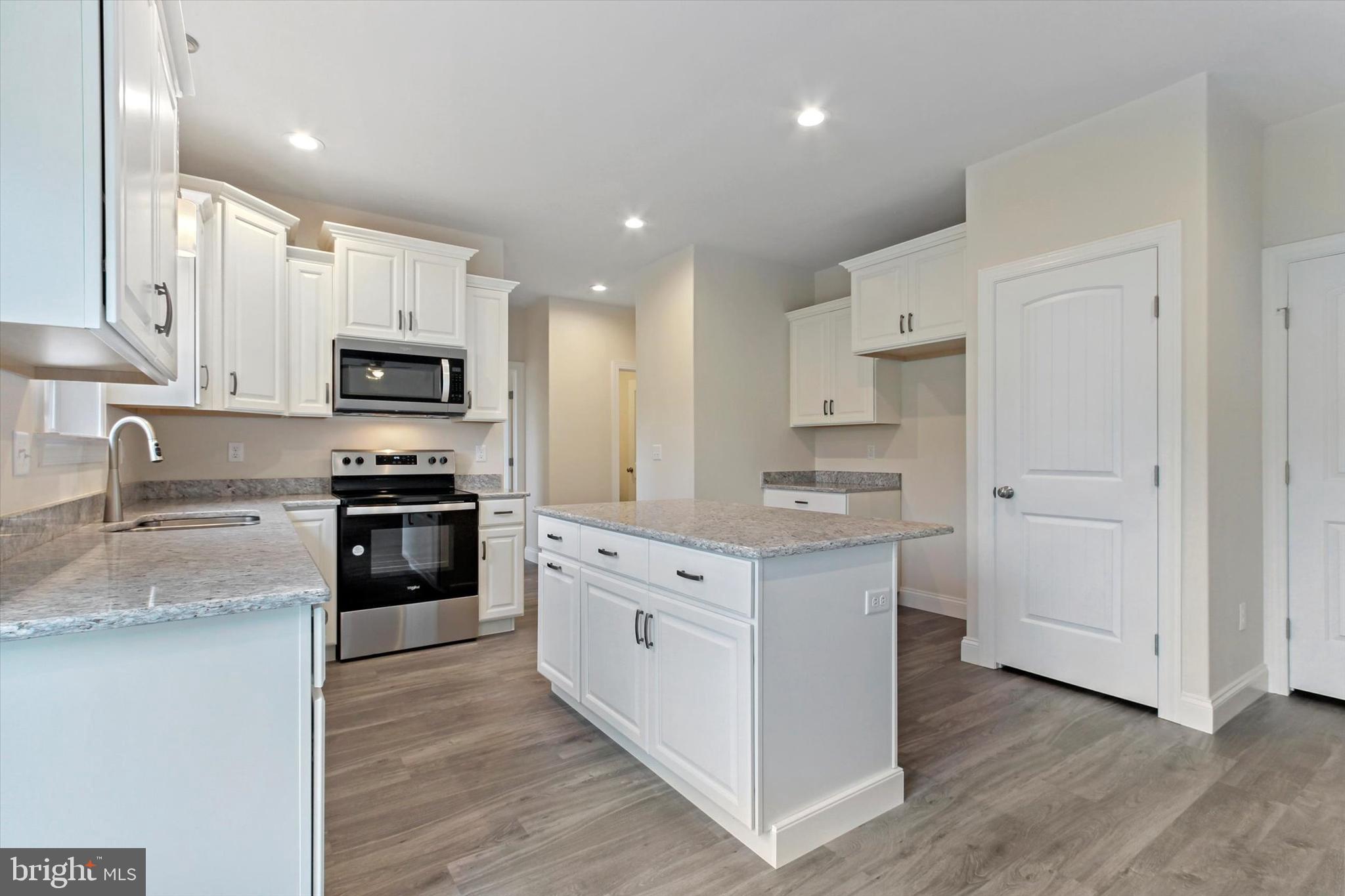 574 East Canal Road York, PA 17404 - Photo 11 of 26 Gallery Image 11