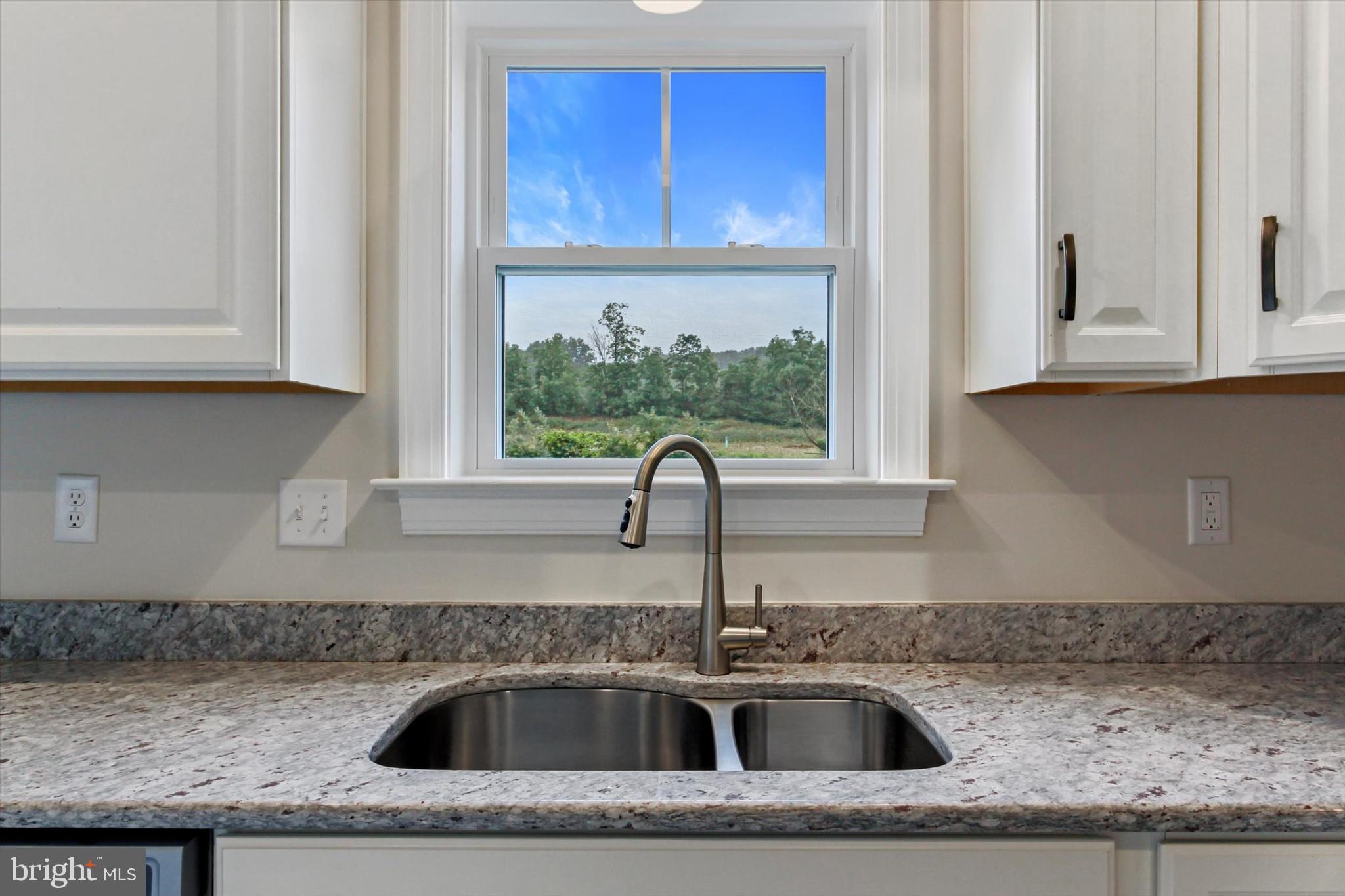 574 East Canal Road York, PA 17404 - Photo 13 of 26 Gallery Image 13