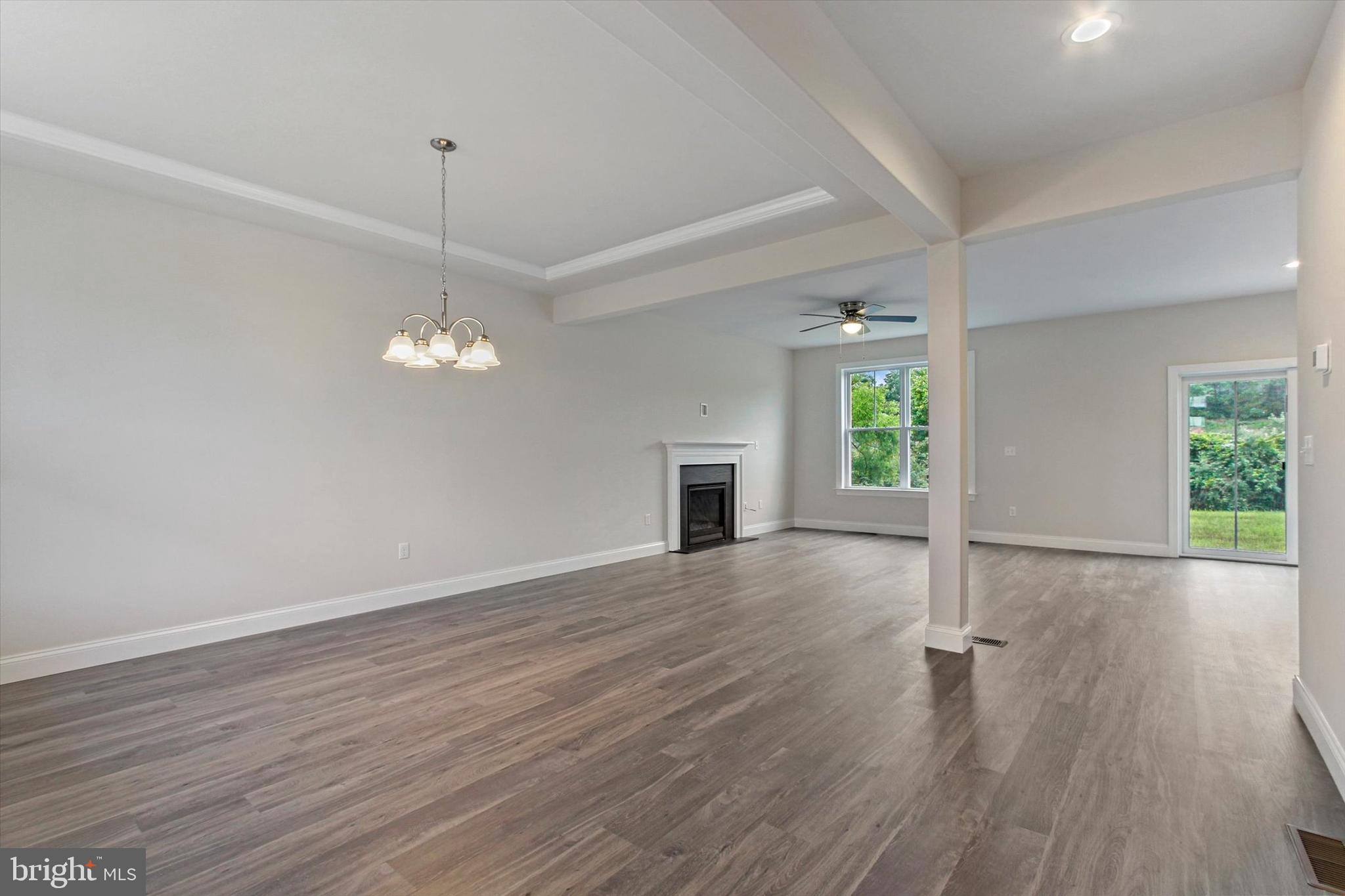 574 East Canal Road York, PA 17404 - Photo 3 of 26 Gallery Image 3