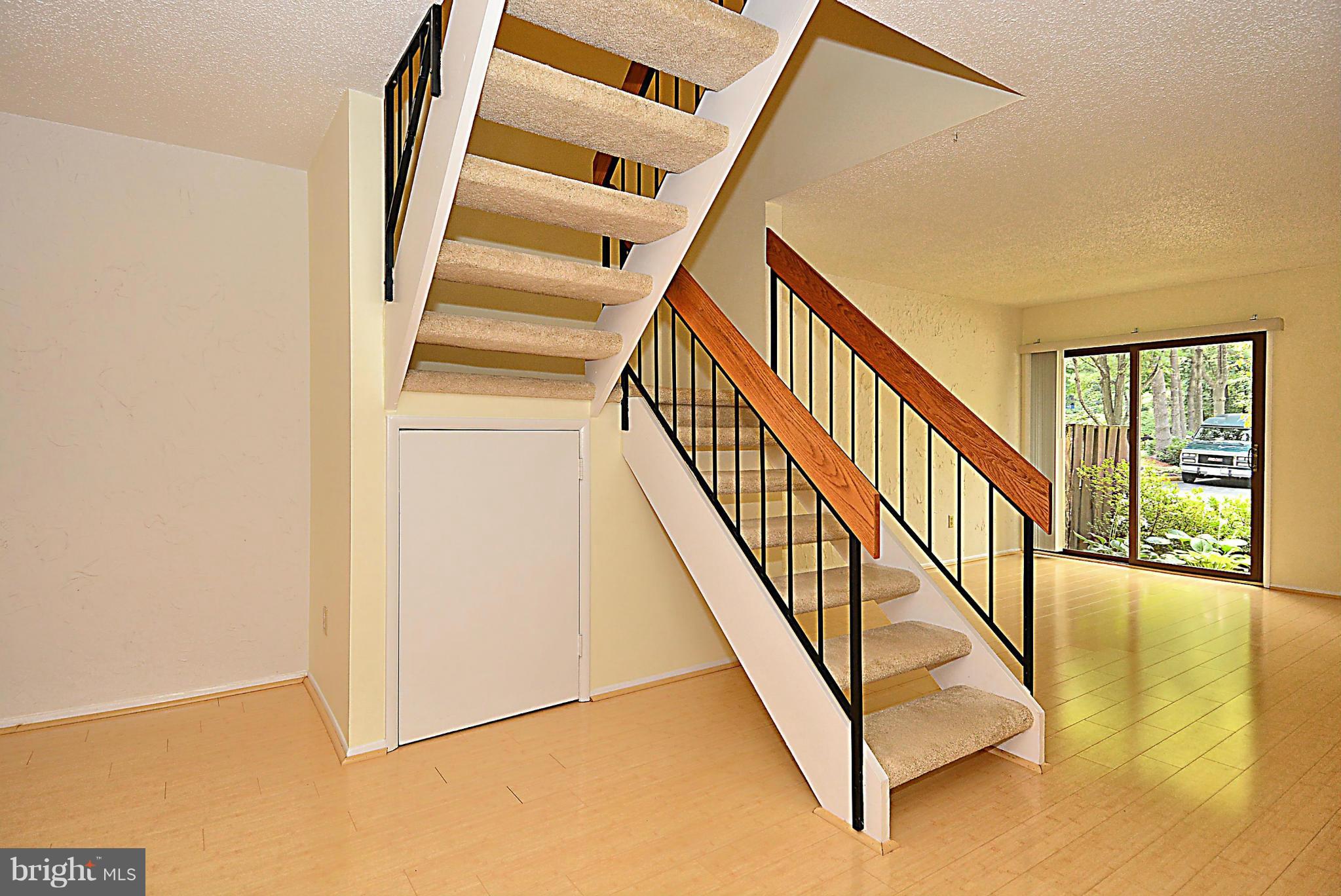 2230 White Cornus Lane Reston, VA 20191 - Photo 8 of 28 Interior (General)