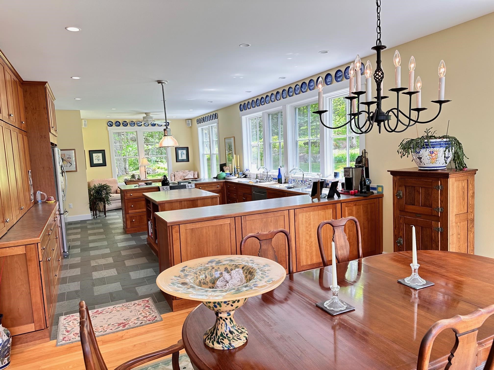 114 Pinnacle Road Stowe, VT 05672 - Photo 3 of 26