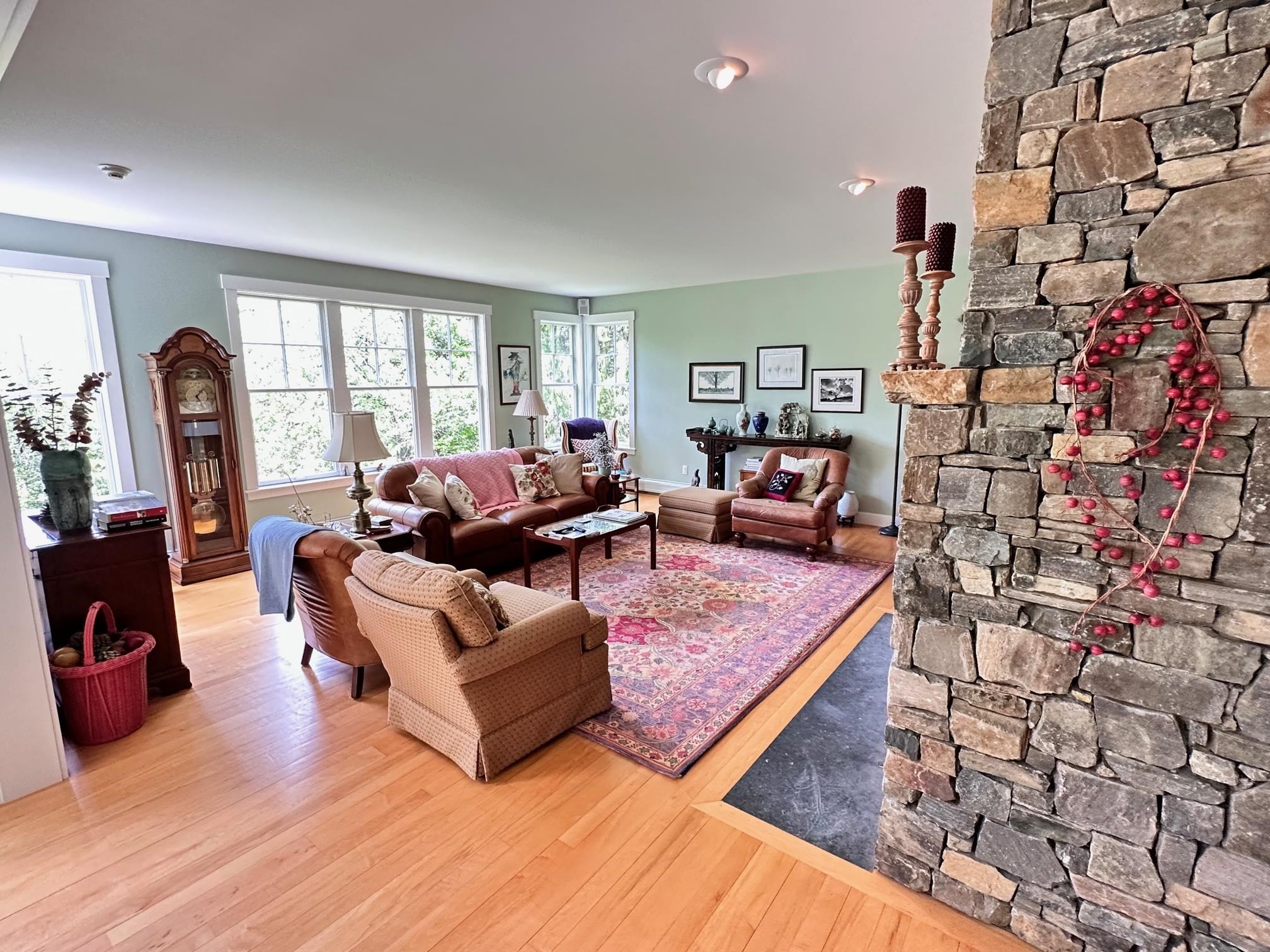 114 Pinnacle Road Stowe, VT 05672 - Photo 4 of 26