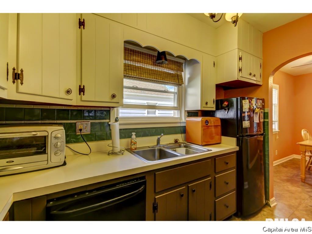 2536 South 5th Street Springfield, IL 62703 - Photo 10 of 36