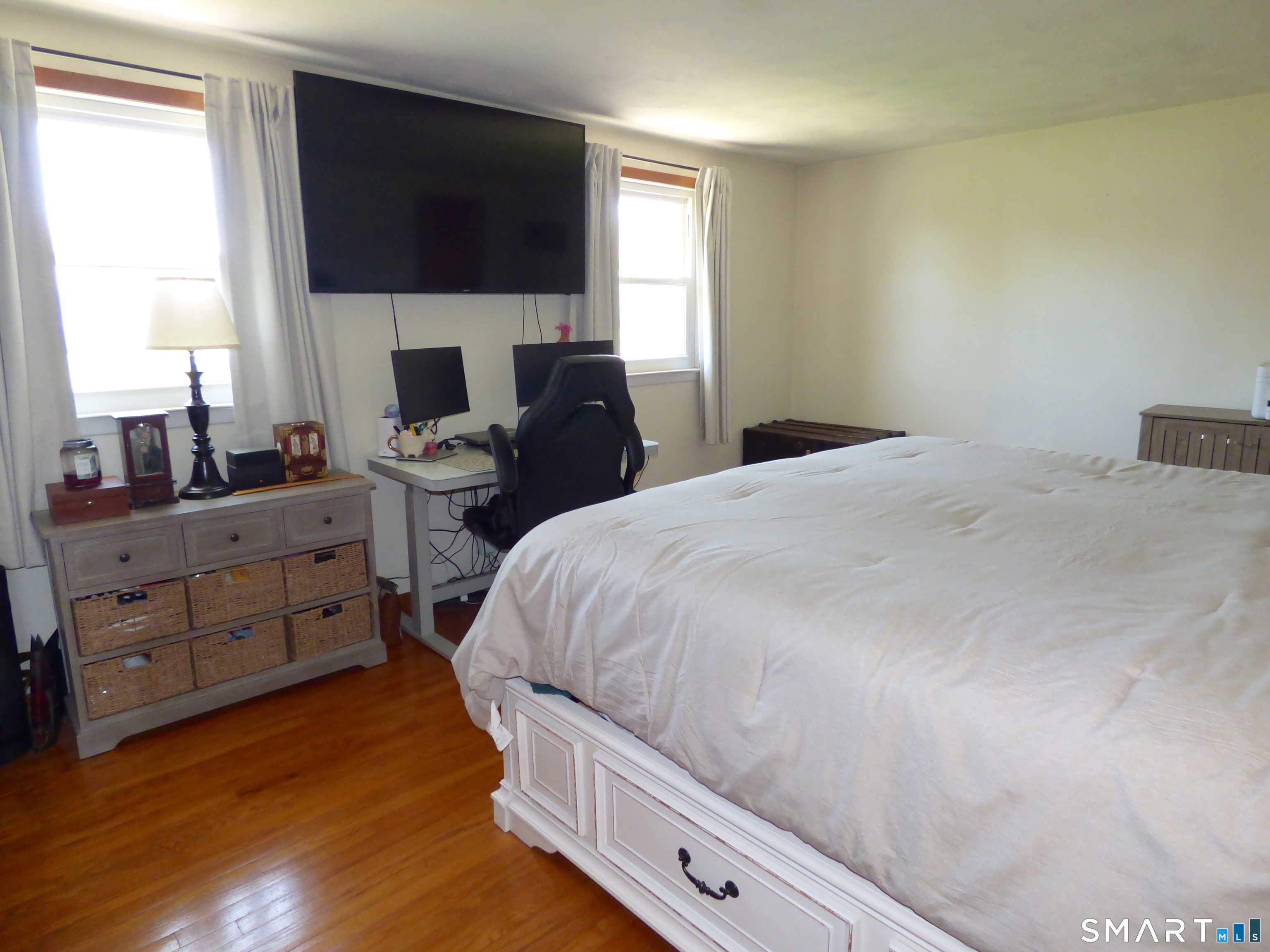 76 Harding Street Wethersfield, CT 06109 - Photo 11 of 29