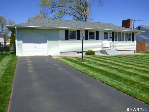 $299,000 | 76 Harding Street, Wethersfield, CT 06109
