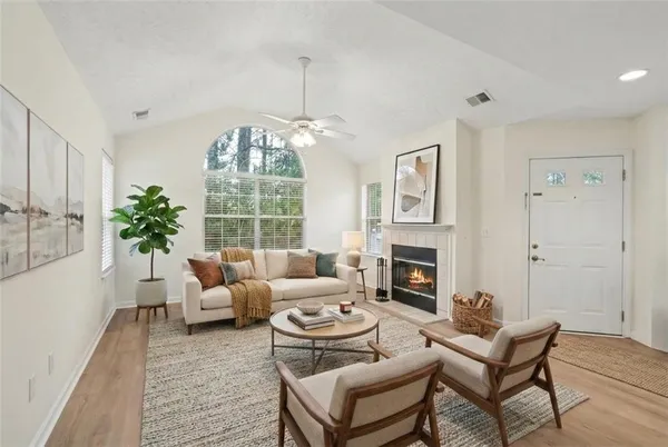 $315,000 | 3758 Vineyards Lake Circle, Unit 8, Kennesaw, GA 30144