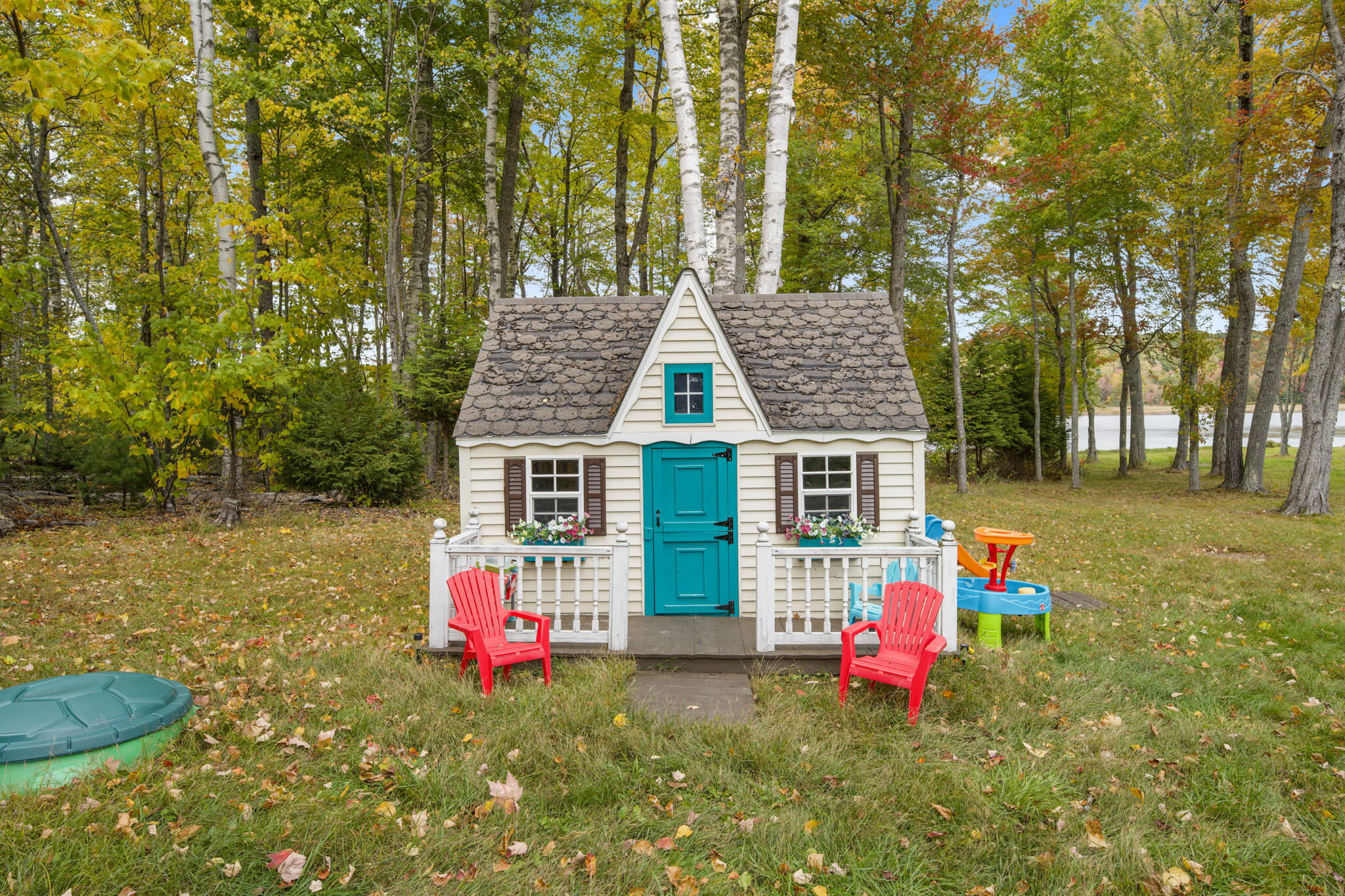 143 Patten Pond Road Surry, ME 04684 - Photo 38 of 91 Playhouse