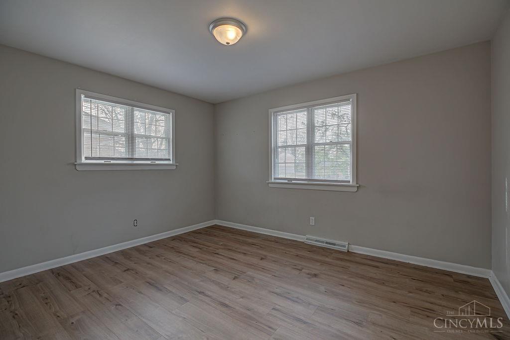 6670 Gaines Road Cincinnati, OH 45247 - Photo 20 of 40
