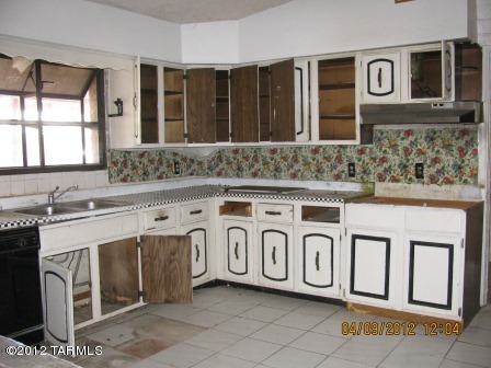 4721 West Mossman Road Tucson, AZ 85757 - Photo 2 of 7 Gallery Image 2