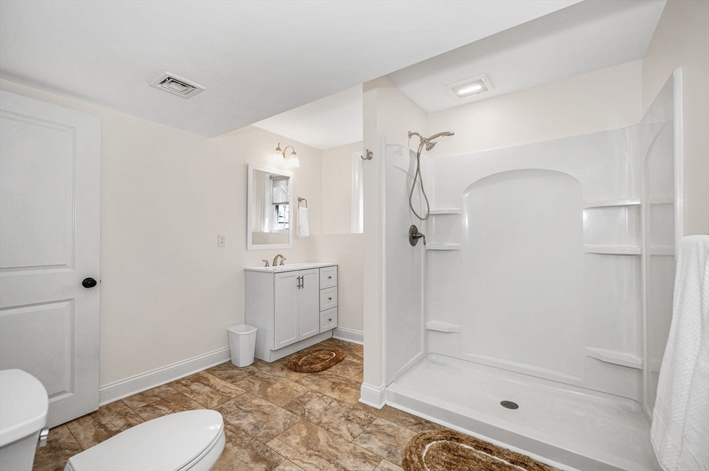 24 Eaton Drive Hudson, MA 01749 - Photo 28 of 37