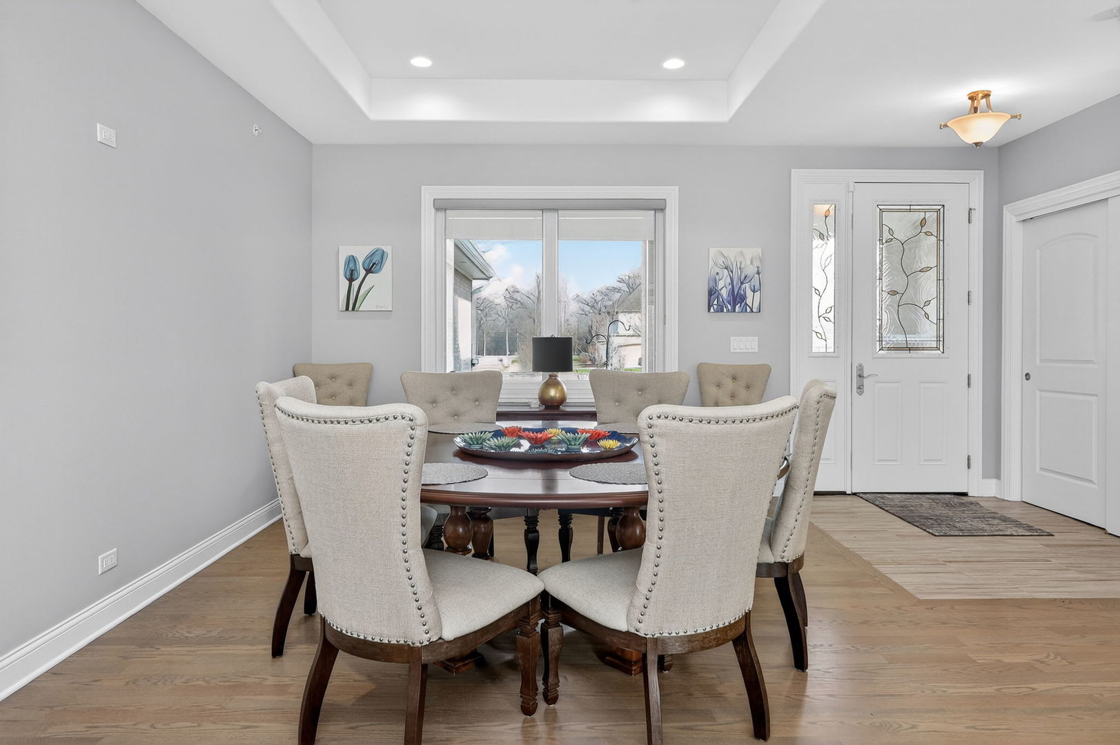 669 Byron Avenue Addison, IL 60101 - Photo 2 of 30 Gallery Image 2
