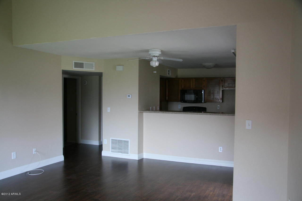 623 West Guadalupe Road, Unit 252 Mesa, AZ 85210 - Photo 6 of 21 012