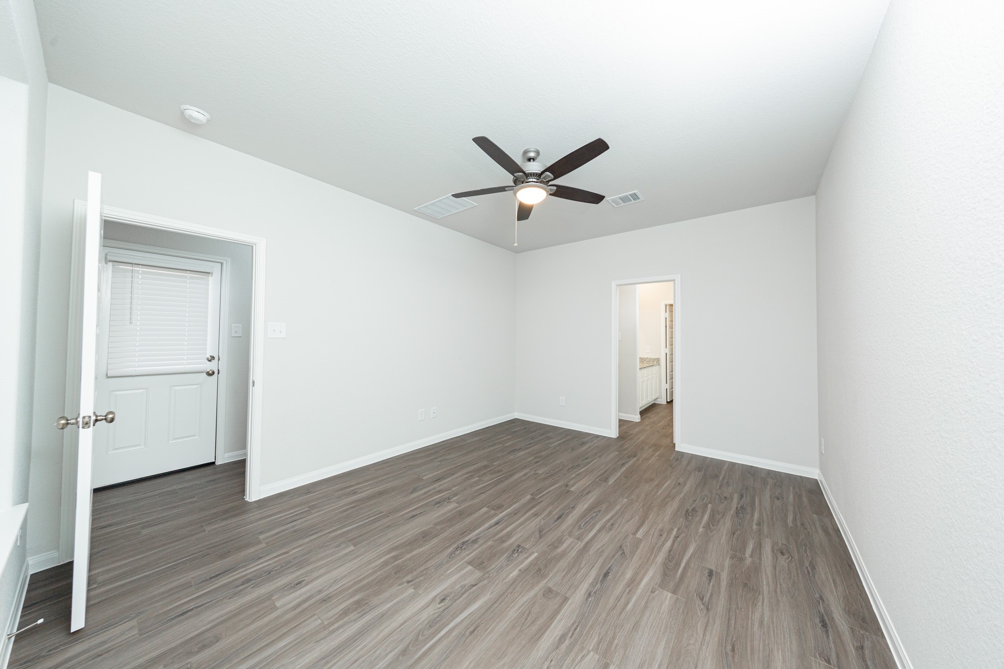 13357 Burbot Drive Conroe, TX 77384 - Photo 9 of 25