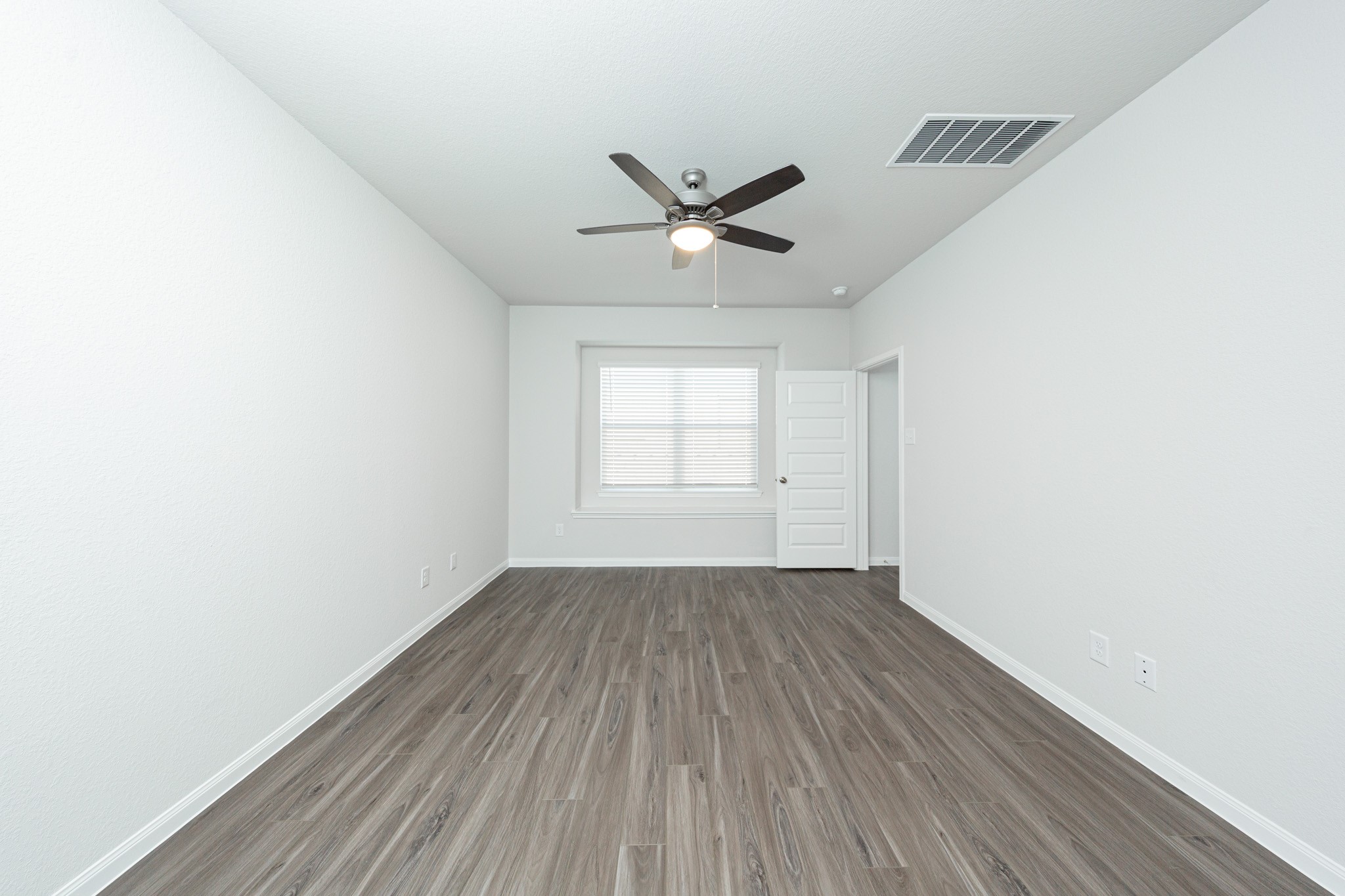 13357 Burbot Drive Conroe, TX 77384 - Photo 10 of 25