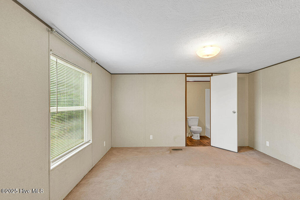 181 Porters Ridge Road, Unit 1 Jacksonville, NC 28540 - Photo 10 of 21 DSC_6253