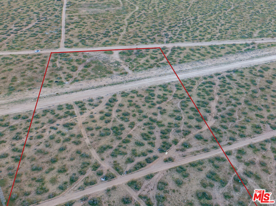 21880 Colusa Road Apple Valley, CA 92307 - Photo 9 of 14