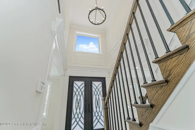 $1,599,900 | 448 Rensselaer Avenue | Huguenot