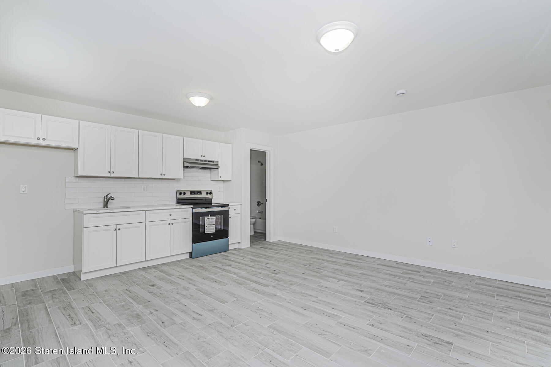 448 Rensselaer Avenue Staten Island, NY 10312 - Photo 34 of 38 Studio Apartment