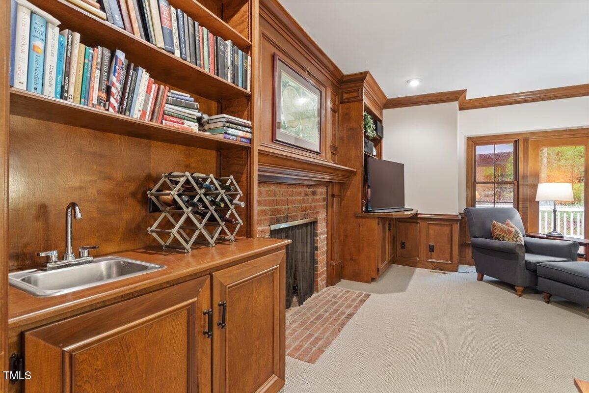 12329 Whartons Way Raleigh, NC 27613 - Photo 15 of 51 Family room