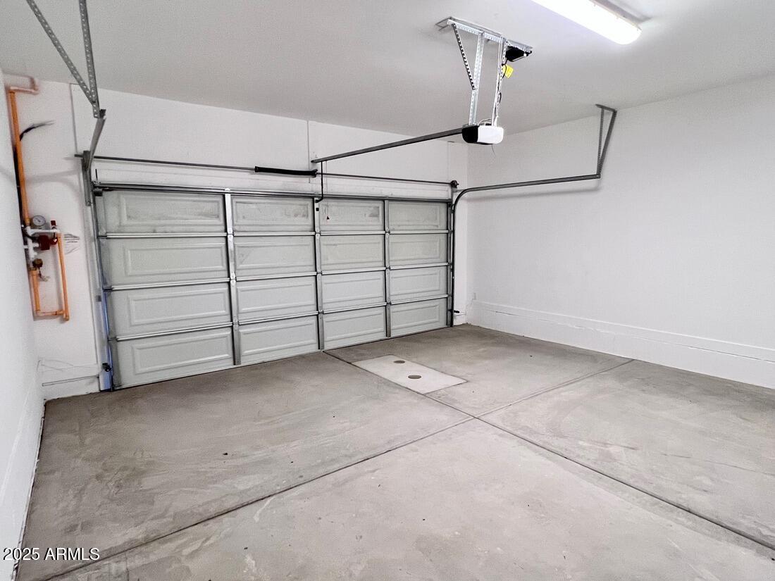 915 East Missouri Avenue, Unit 10 Phoenix, AZ 85014 - Photo 40 of 61 a view of a garage