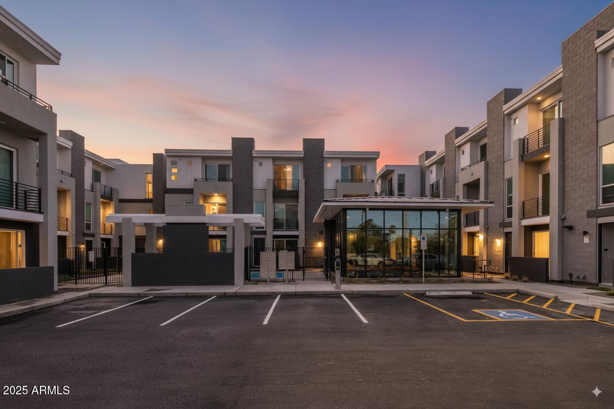 915 East Missouri Avenue, Unit 10 Phoenix, AZ 85014 - Photo 61 of 61 a city street lined with tall buildings