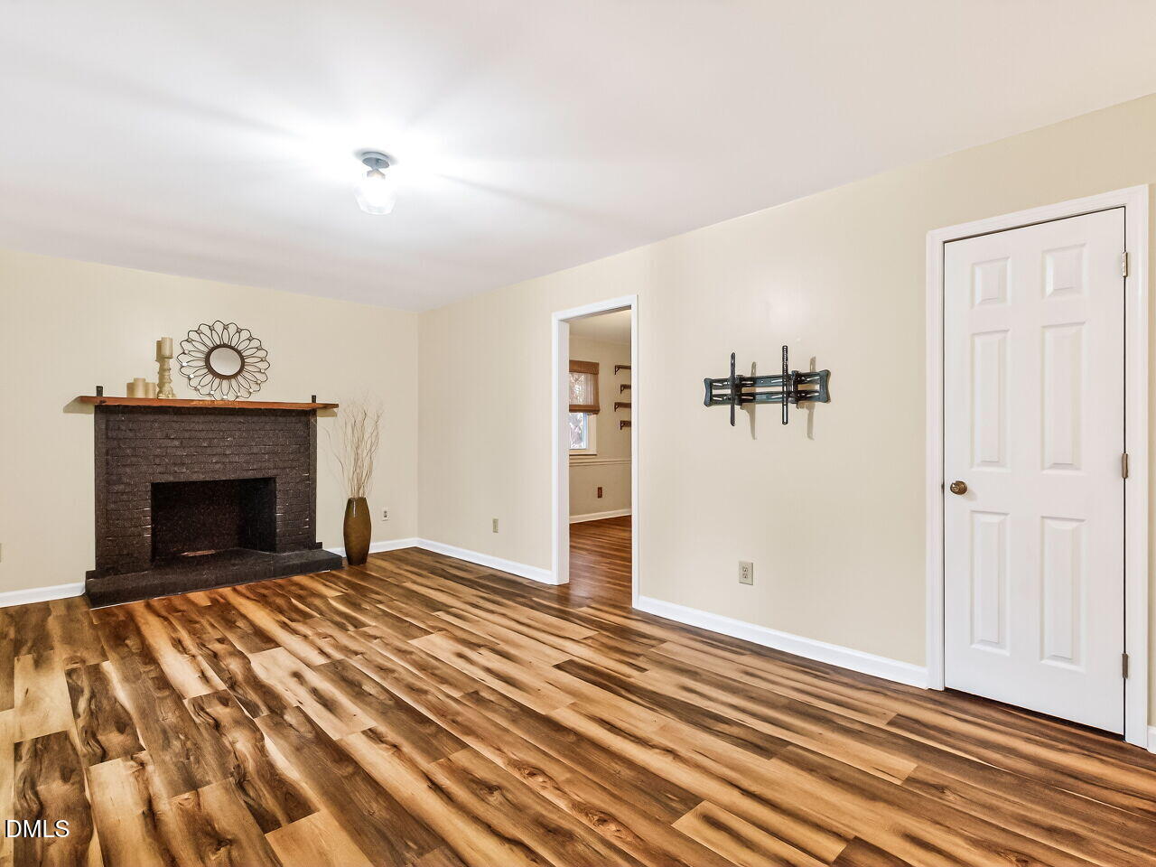 903 Limerick Lane Durham, NC 27713 - Photo 7 of 24 007-1280x960-photo