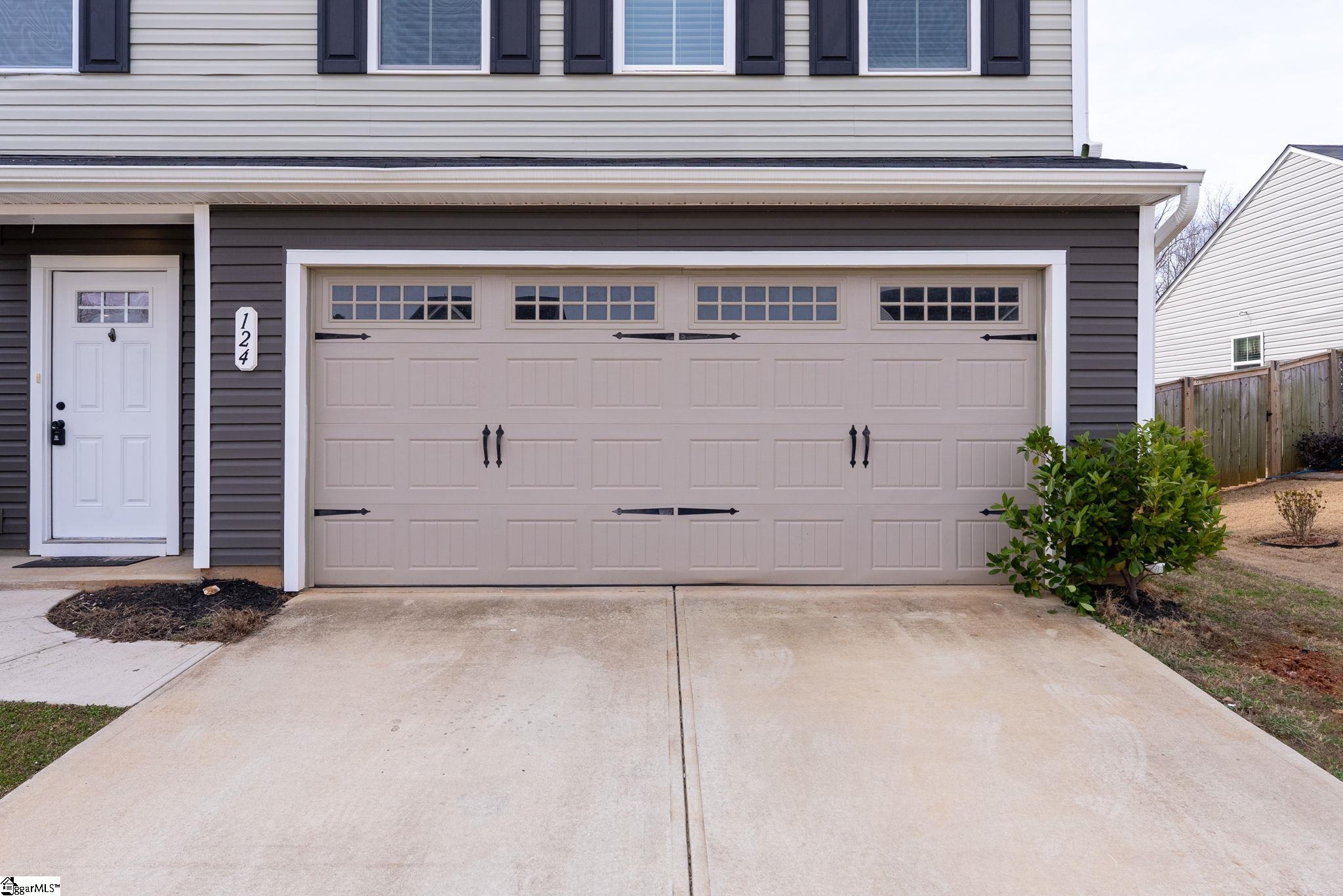 124 Barrington Creek Road Piedmont, SC 29673 - Photo 2 of 39