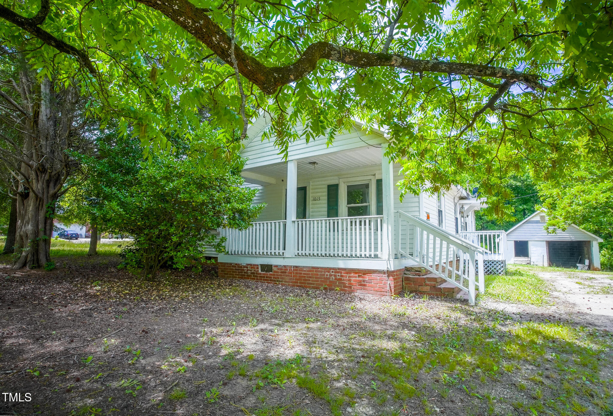 1015 Cross Link Road Raleigh, NC 27610 - Photo 1 of 17 Cross link front new