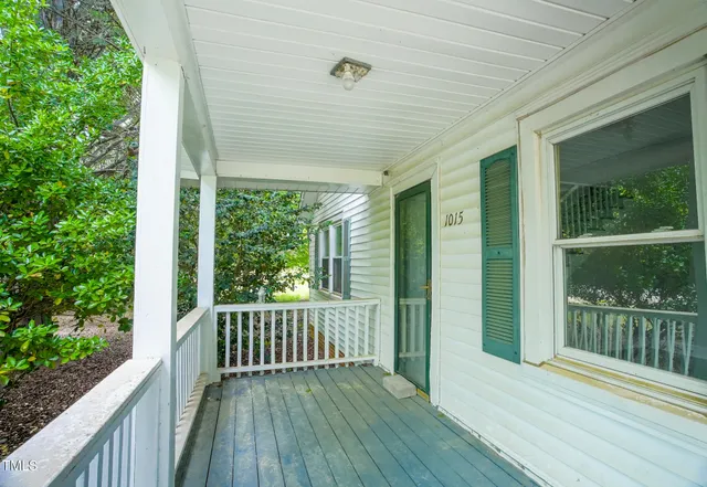 $399,000 | 1015 Cross Link Road, Raleigh, NC 27610