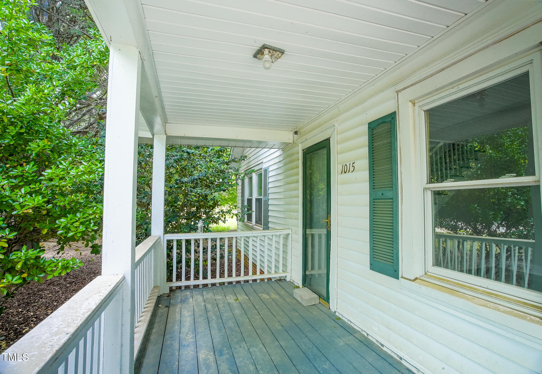 1015 Cross Link Road Raleigh, NC 27610 - Photo 2 of 17 CL porch