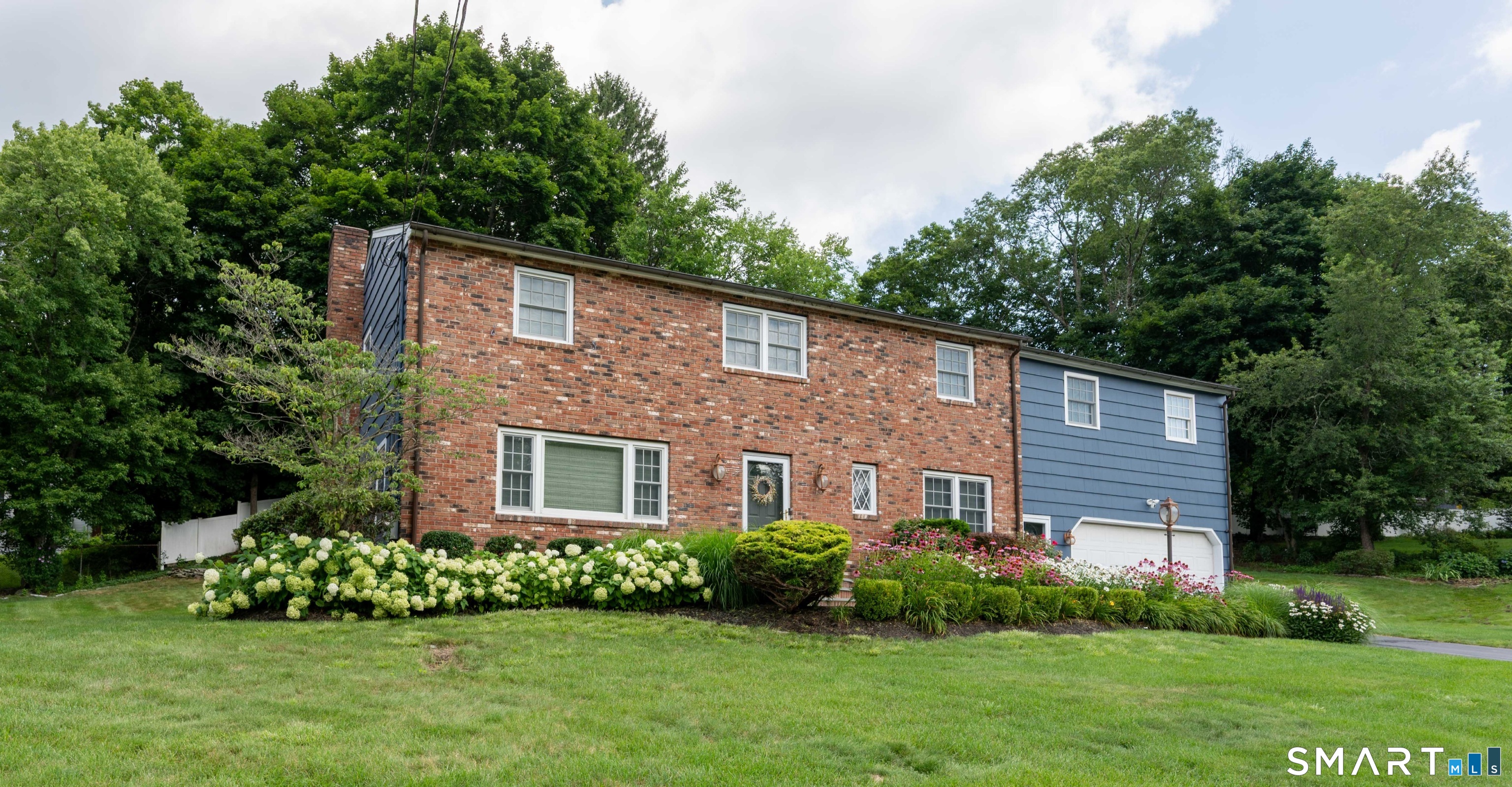 100 Rolling Ridge Road Hamden, CT 06518 - Photo 1 of 36 Gallery Image 1